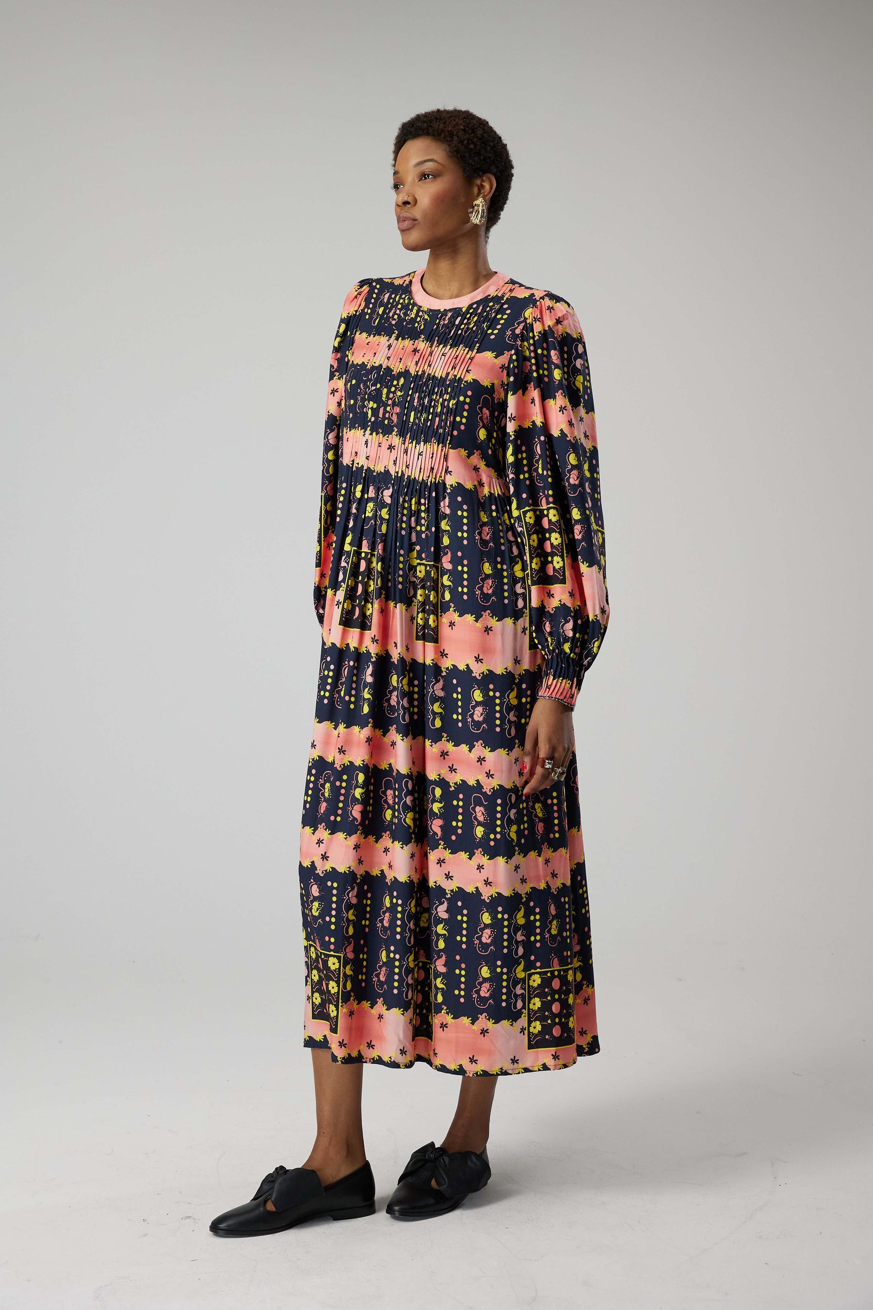 Thelma dress in Esoteric print