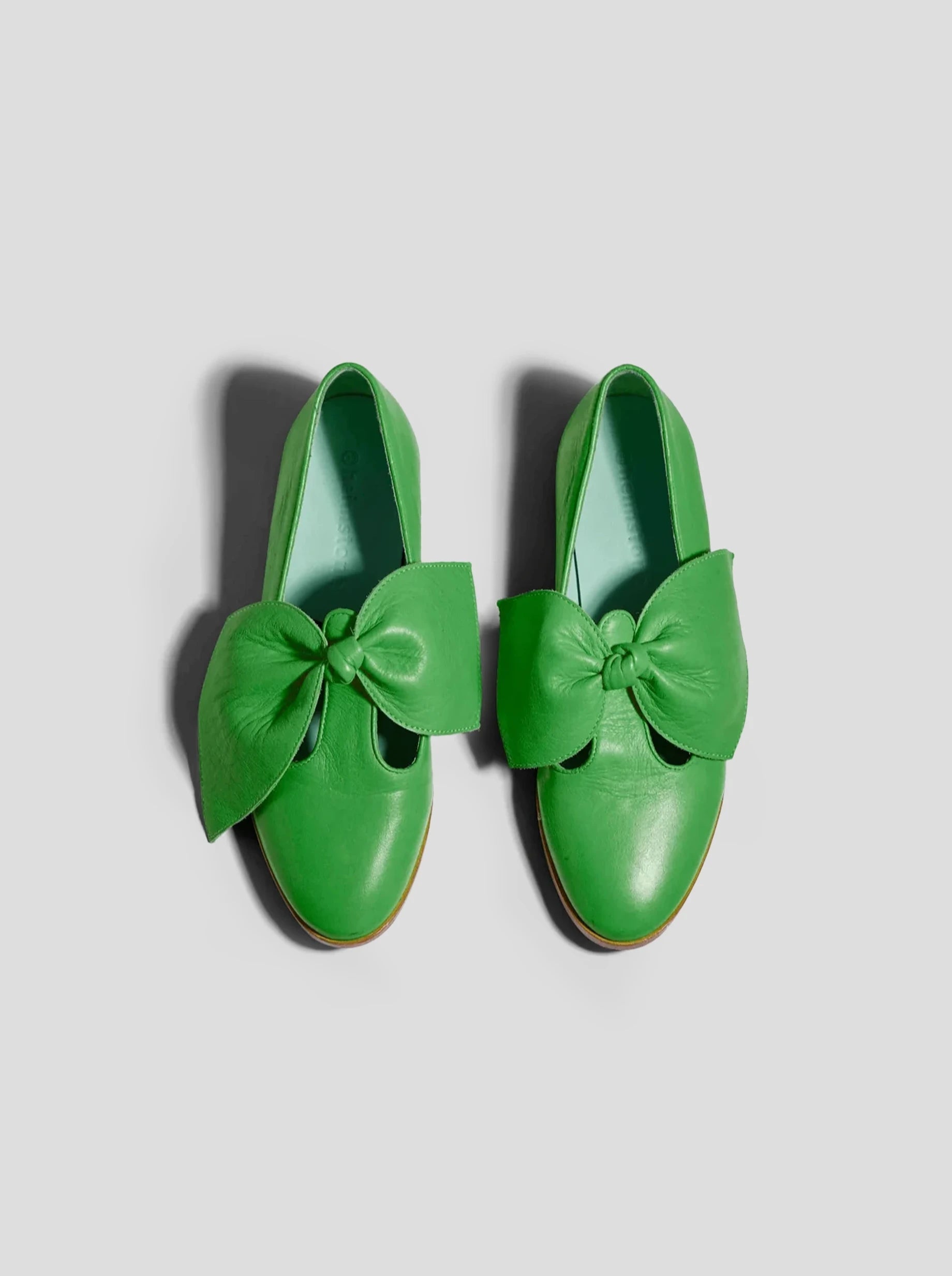 Ballerine BB en cuir vert