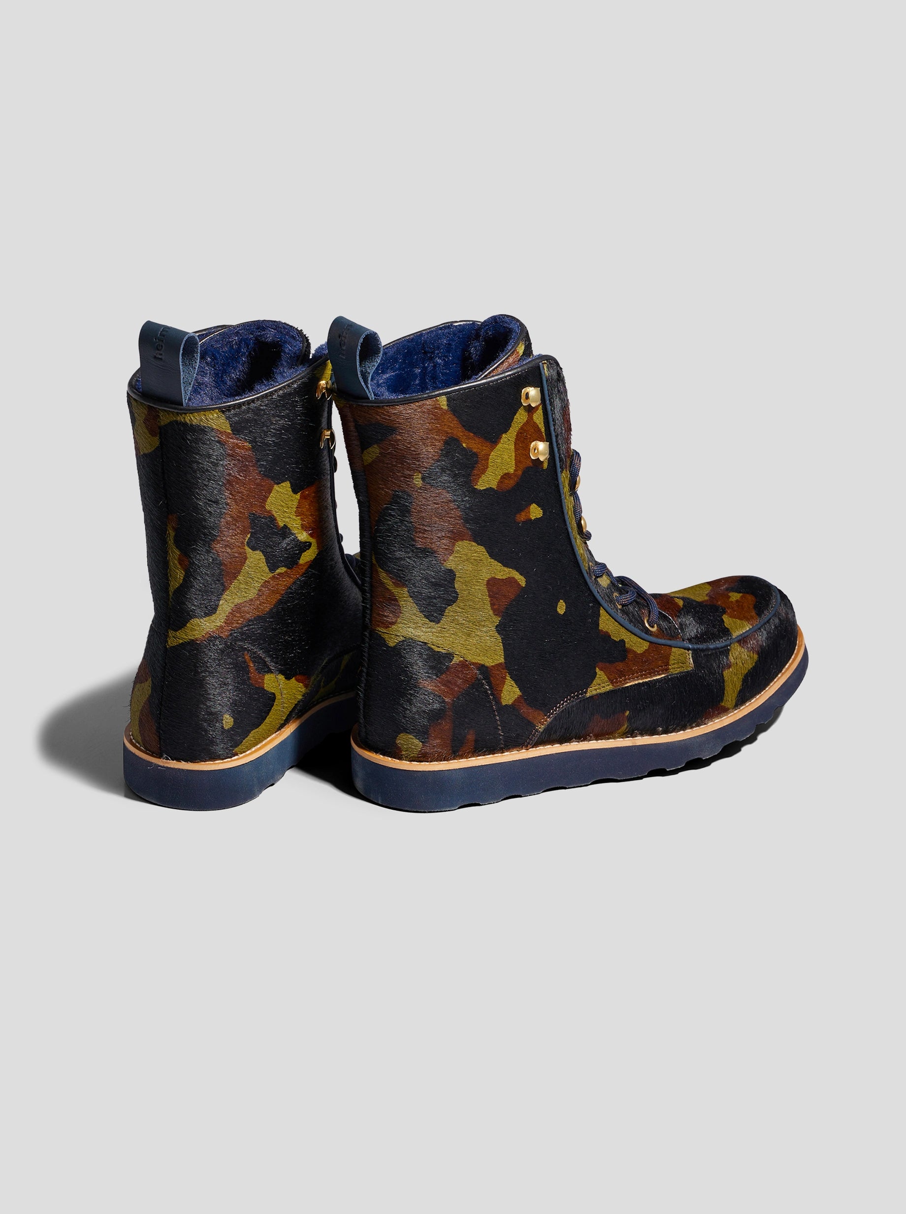 Mountain boots en cuir imprimé Camouflage