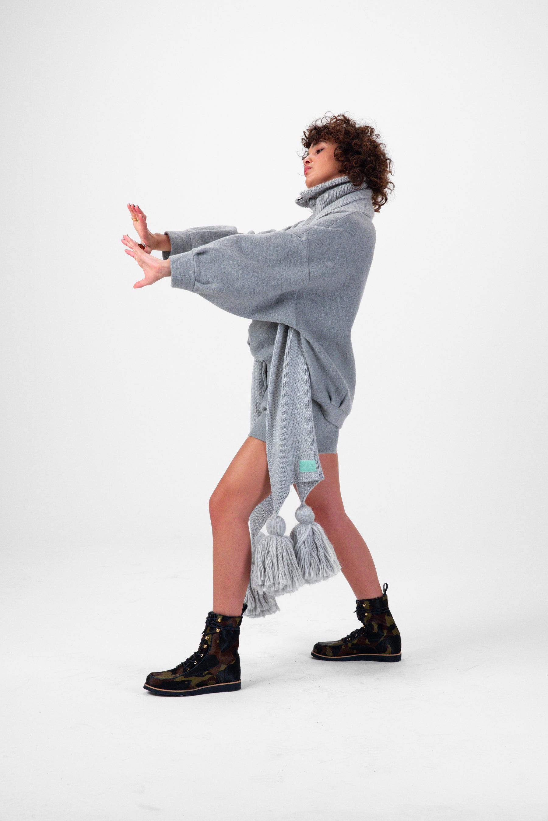 Harlem jumper in Lead woolen cashmere