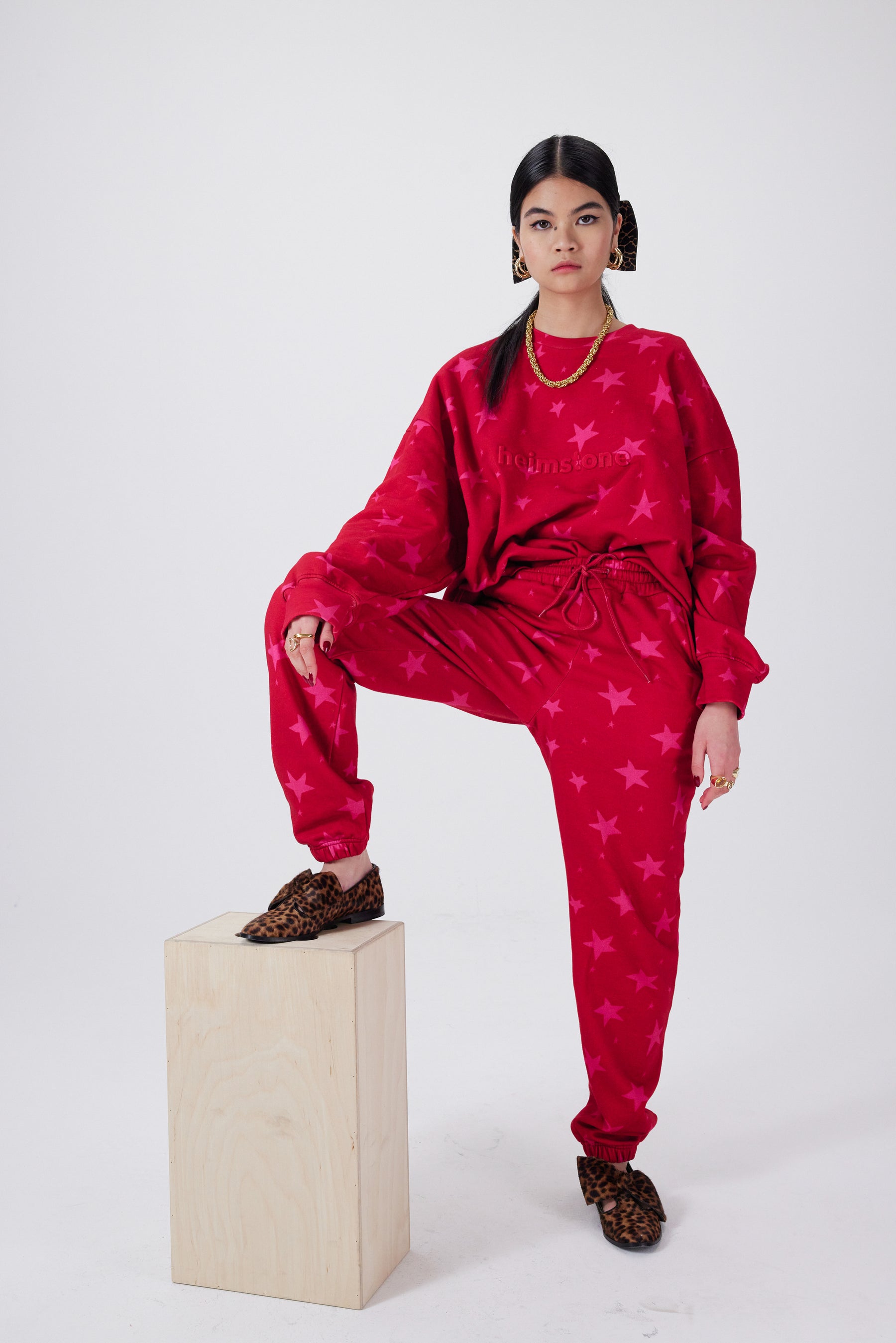 Kiara pants in All Stars printed fleece