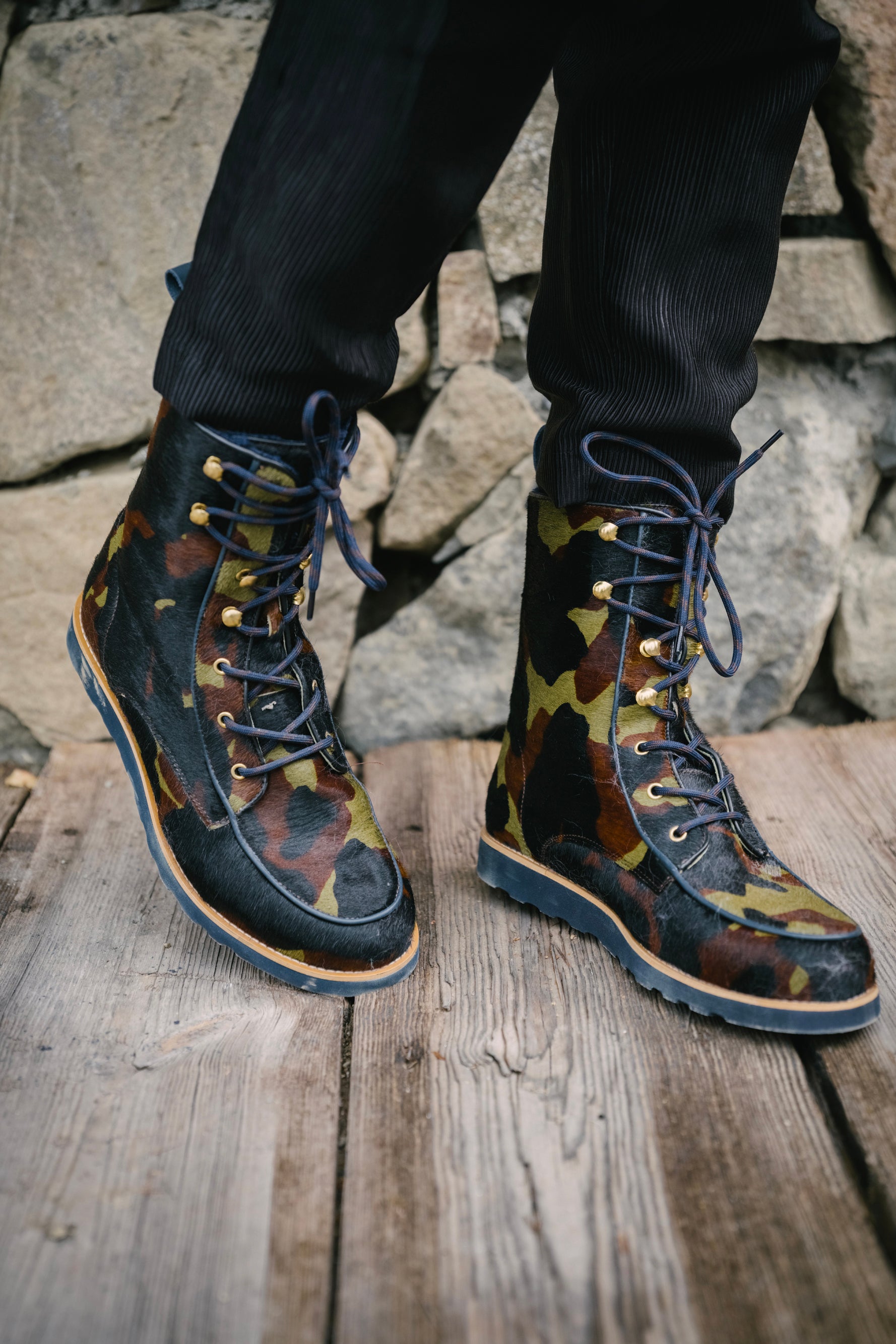 Mountain boots en cuir imprimé Camouflage