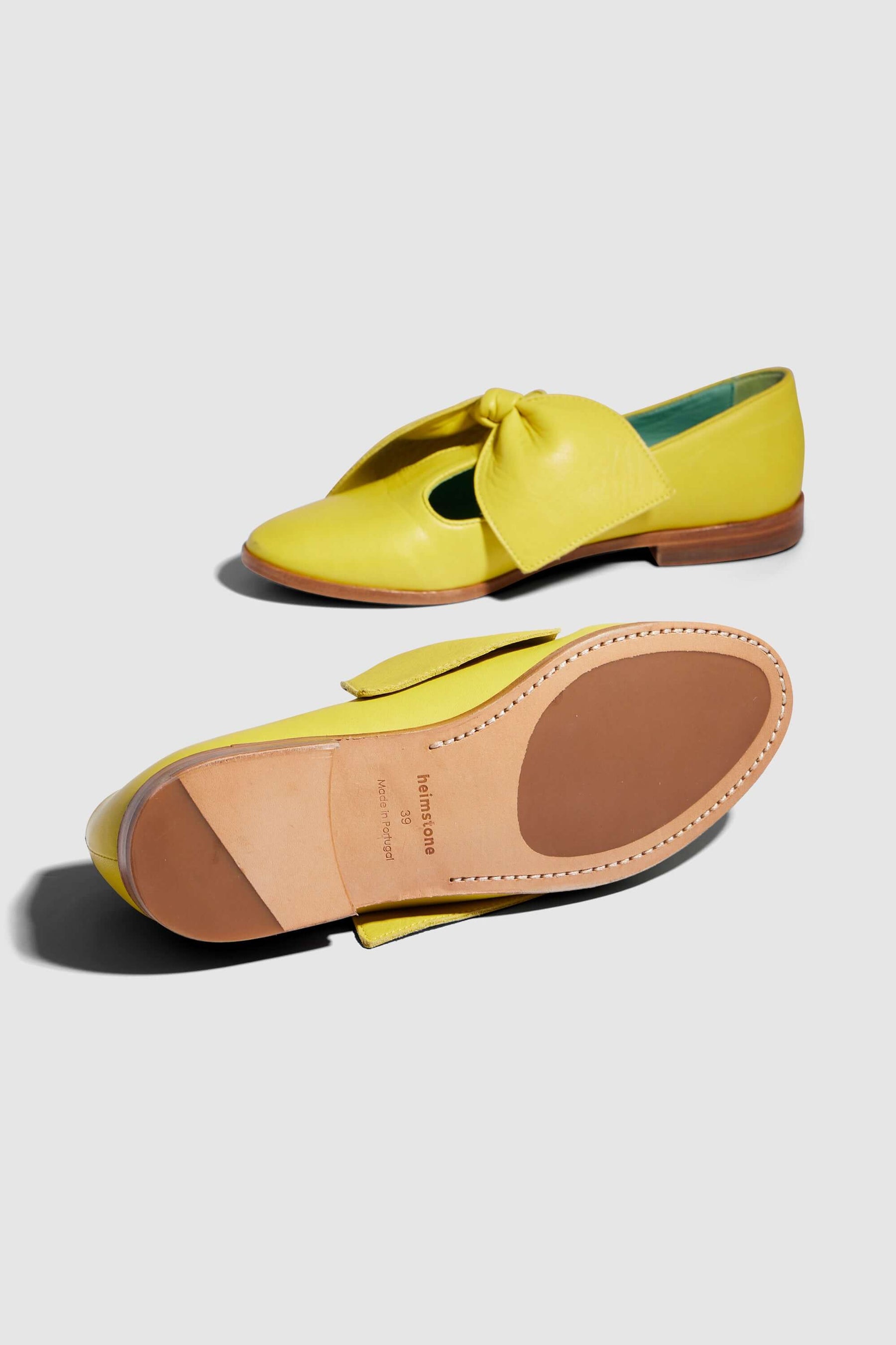 BB ballerina shoes in yellow leather