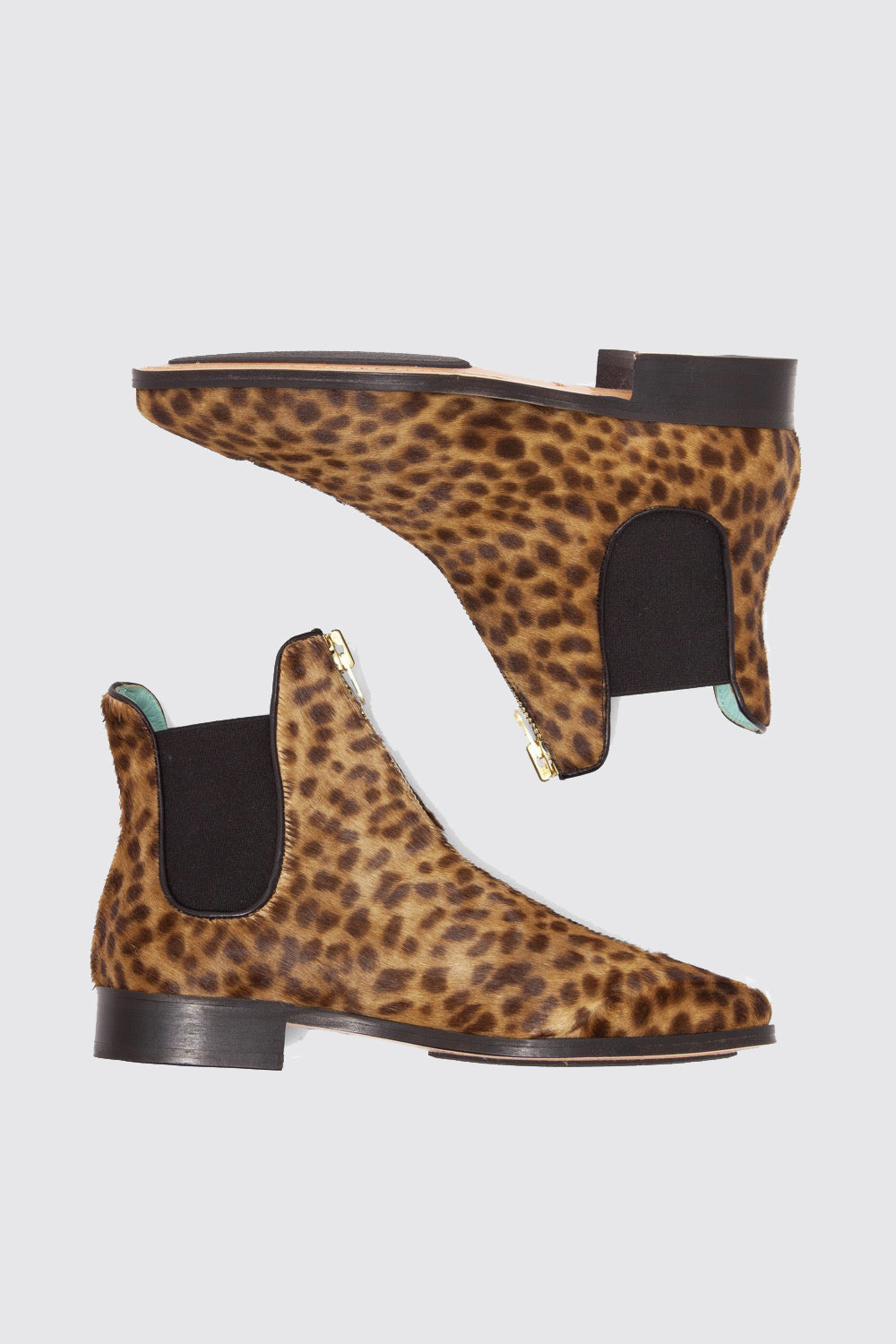 Boots Duchesse en cuir imprimé léopard